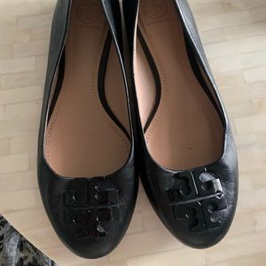 Black Tory Burch Flats, size 8.5